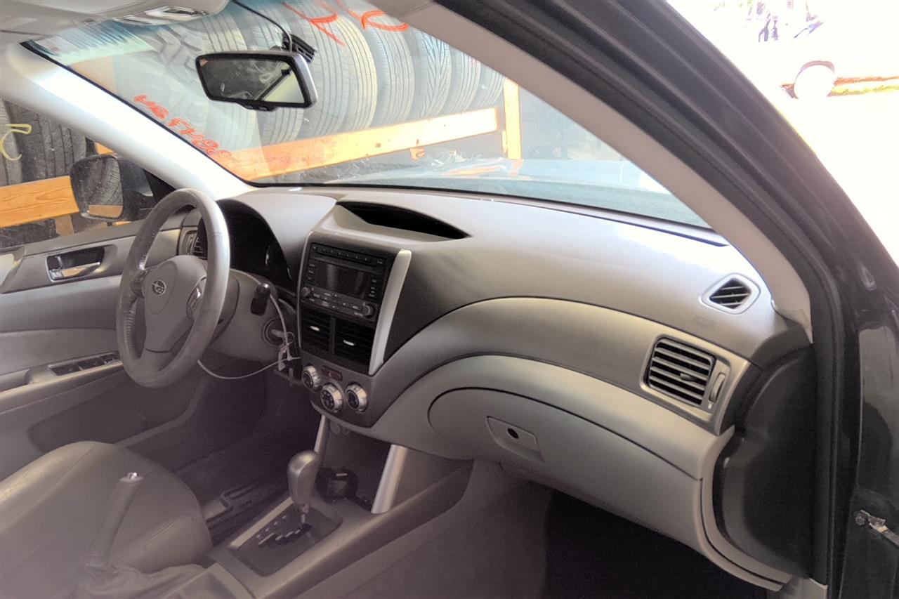 https://f005.backblazeb2.com/file/img-partshotlines-com/Inventory/MA61/Vehicle/68603_09.jpg