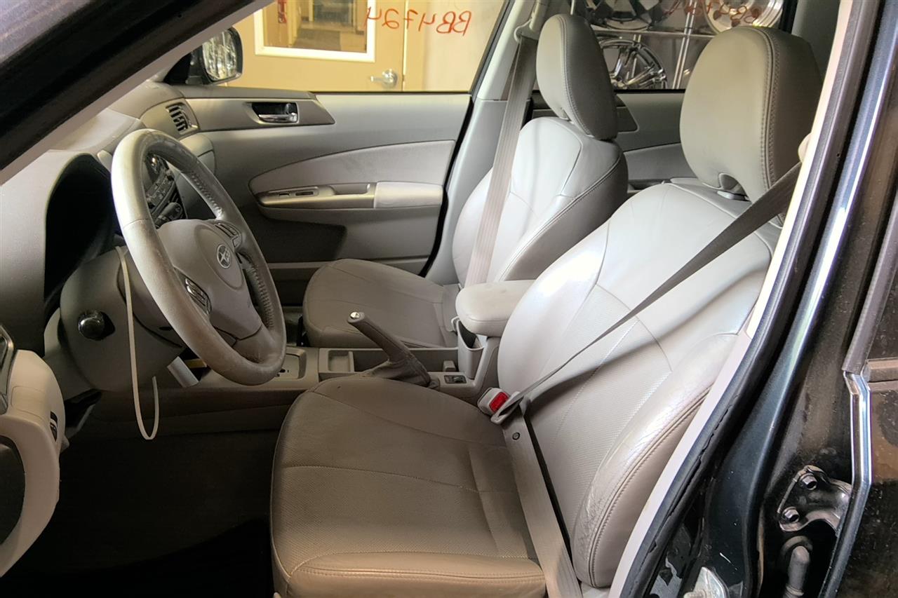 https://f005.backblazeb2.com/file/img-partshotlines-com/Inventory/MA61/Vehicle/68603_12.jpg