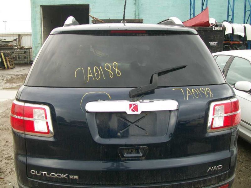 https://f005.backblazeb2.com/file/img-partshotlines-com/Inventory/MA634/Vehicle/1818_05.jpg