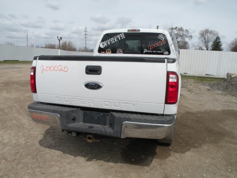 https://f005.backblazeb2.com/file/img-partshotlines-com/Inventory/MA634/Vehicle/3400_06.jpg