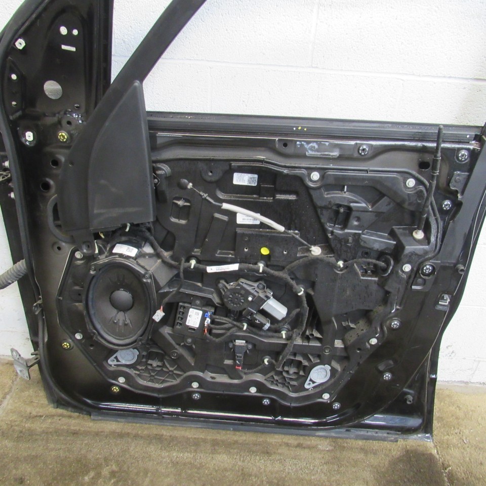 https://f005.backblazeb2.com/file/img-partshotlines-com/Inventory/MA650/Inventory/2430711_09.jpg