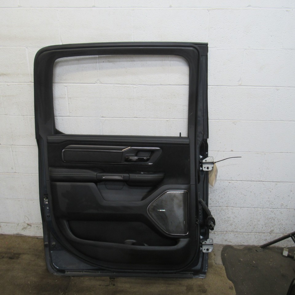 https://f005.backblazeb2.com/file/img-partshotlines-com/Inventory/MA650/Inventory/2503055_08.jpg