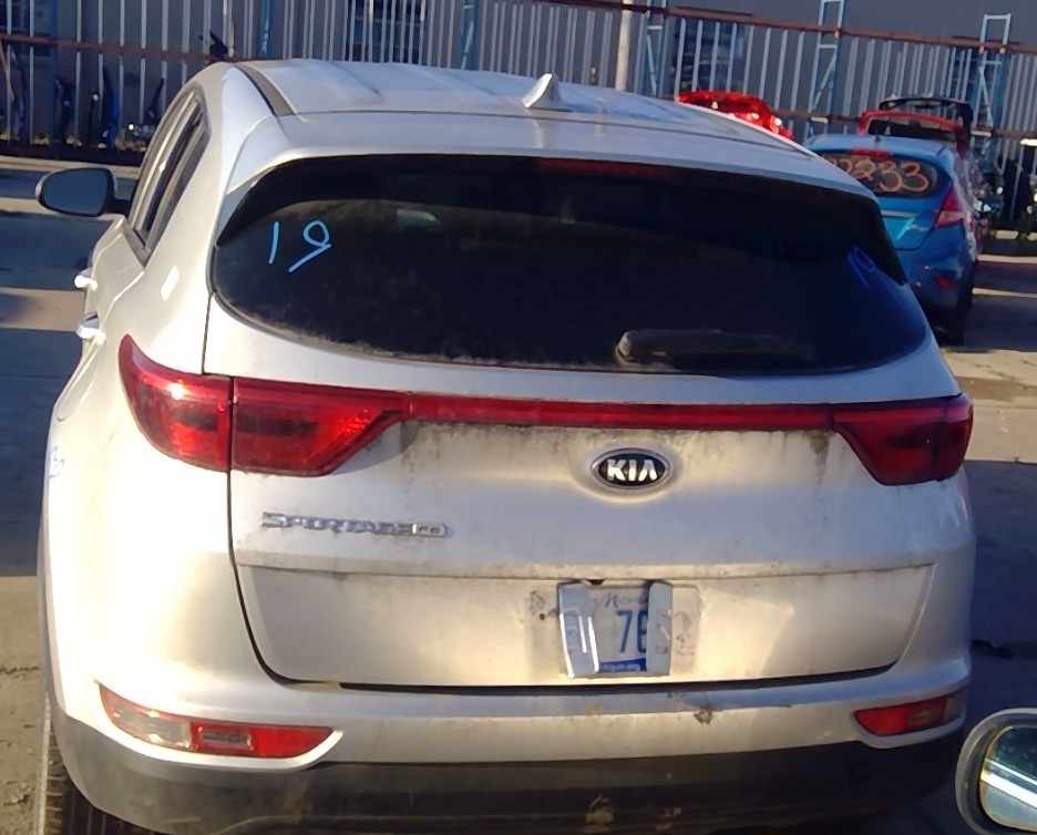 https://f005.backblazeb2.com/file/img-partshotlines-com/Inventory/MA650/Vehicle/89600_03.jpg