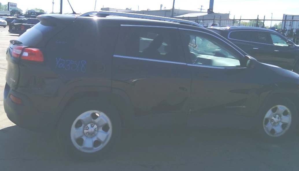 https://f005.backblazeb2.com/file/img-partshotlines-com/Inventory/MA650/Vehicle/93715_05.jpg