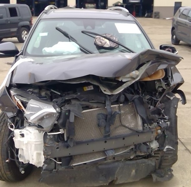 https://f005.backblazeb2.com/file/img-partshotlines-com/Inventory/MA650/Vehicle/93758_01.jpg