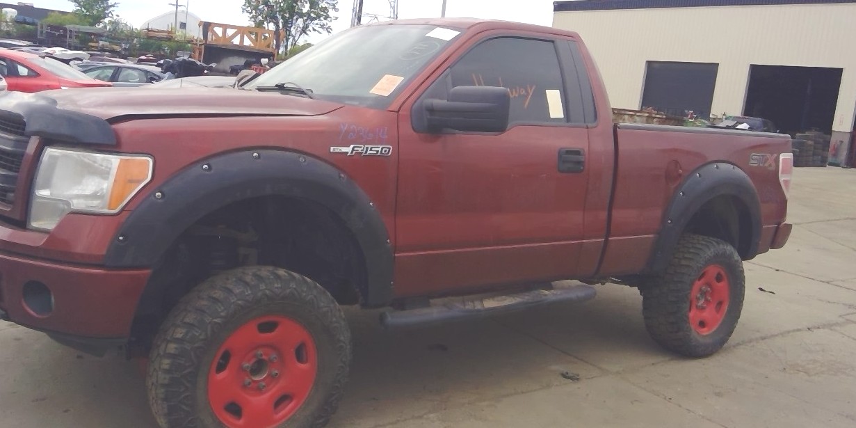 https://f005.backblazeb2.com/file/img-partshotlines-com/Inventory/MA650/Vehicle/93934_03.jpg