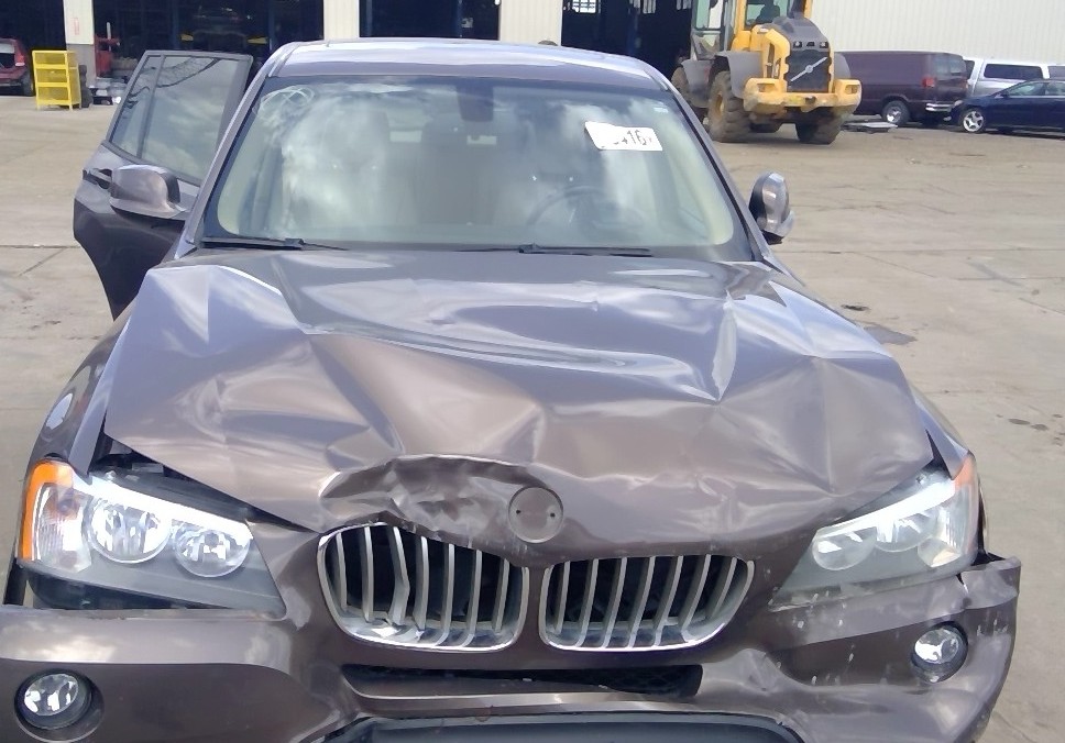 https://f005.backblazeb2.com/file/img-partshotlines-com/Inventory/MA650/Vehicle/94241_01.jpg