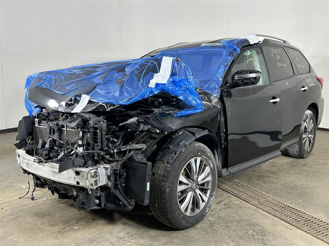 Vehicle/100579_01.jpg