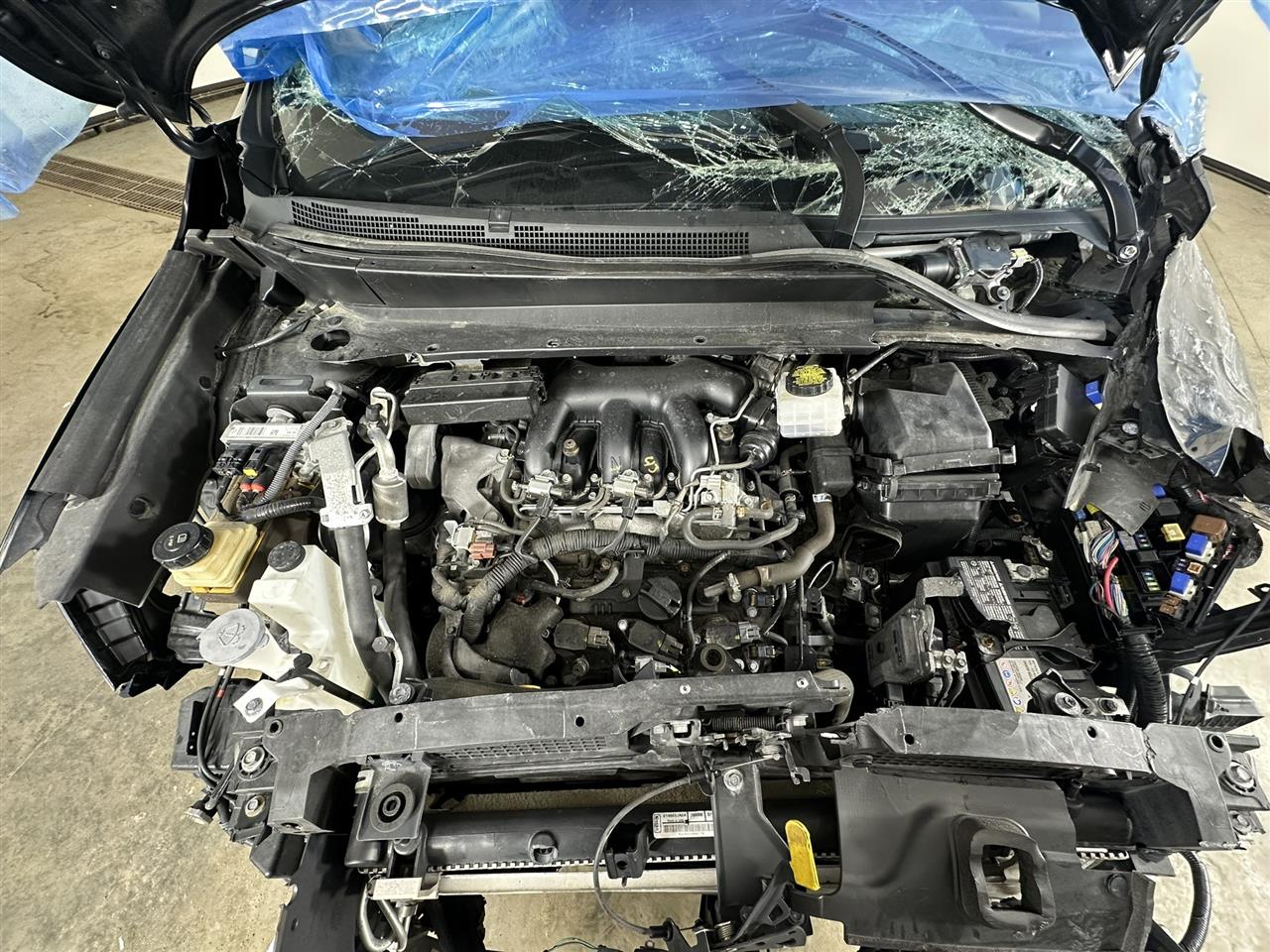 Vehicle/100579_08.jpg