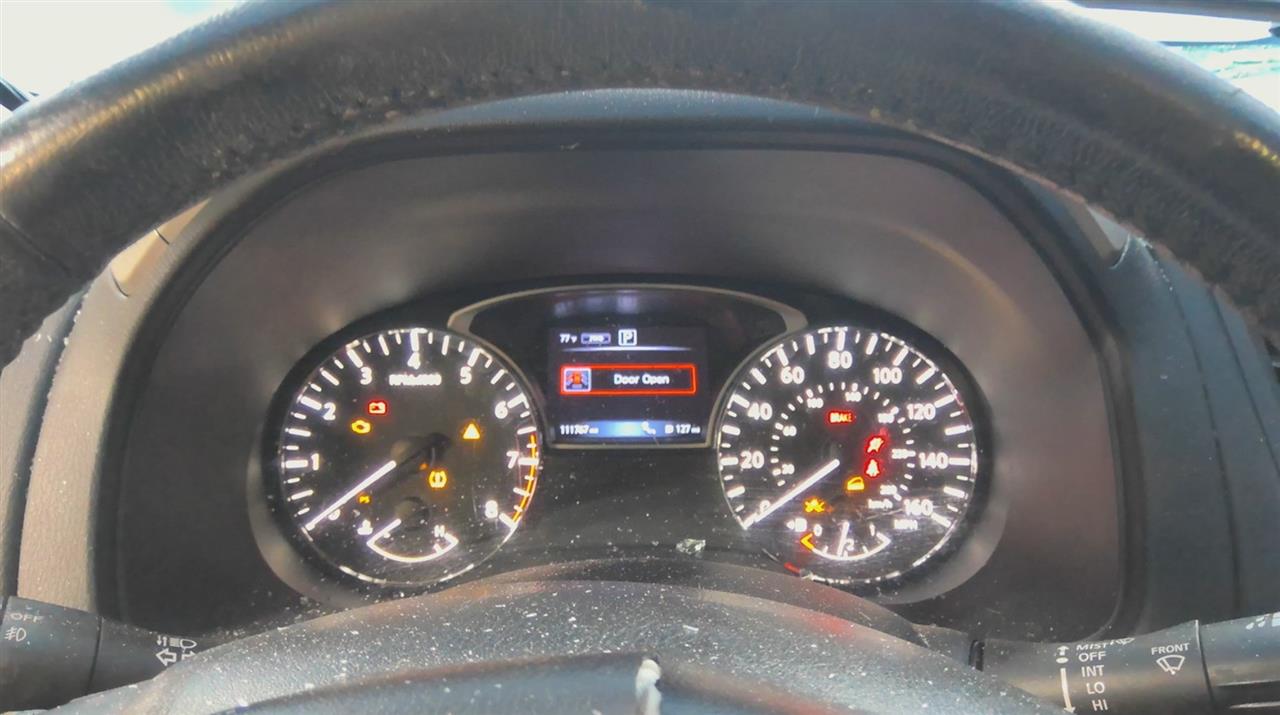 Vehicle/100579_09.jpg