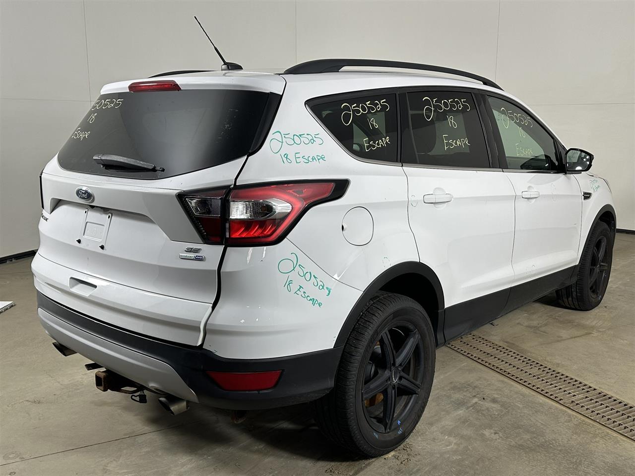 Vehicle/100740_04.jpg