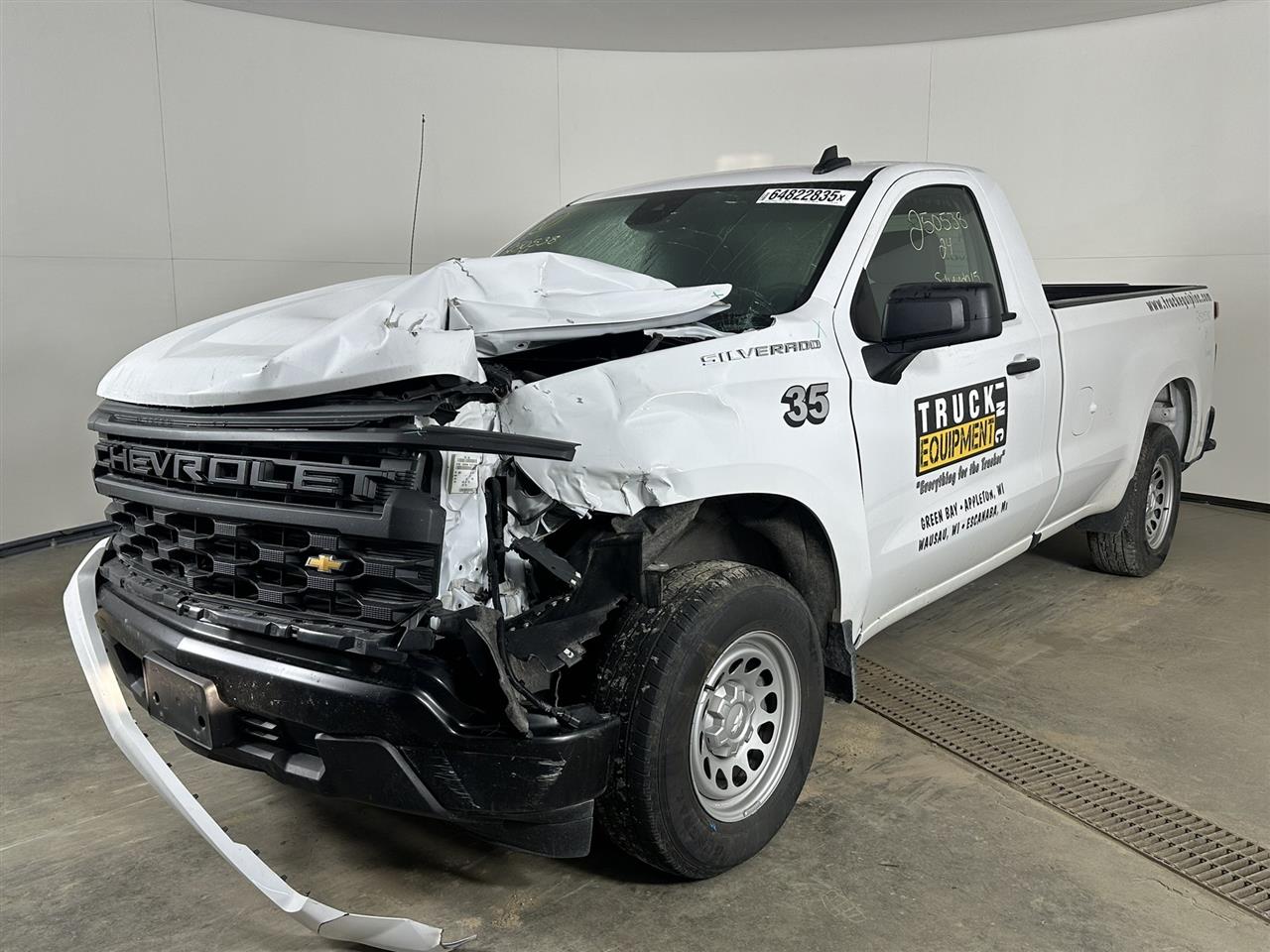 Vehicle/100985_01.jpg