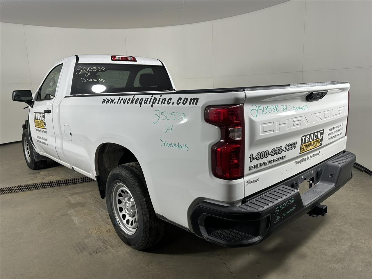 Vehicle/100985_03.jpg