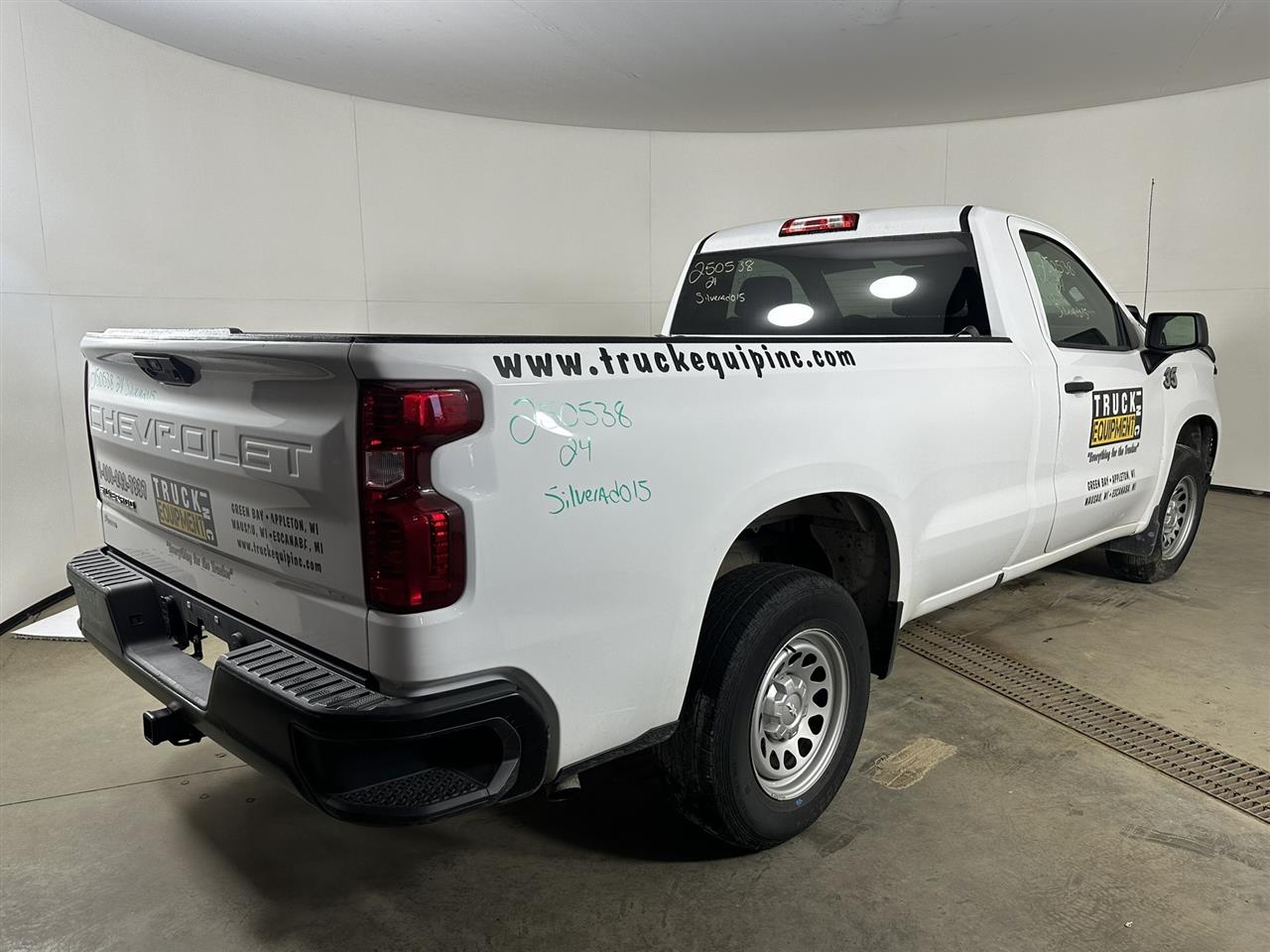 Vehicle/100985_04.jpg