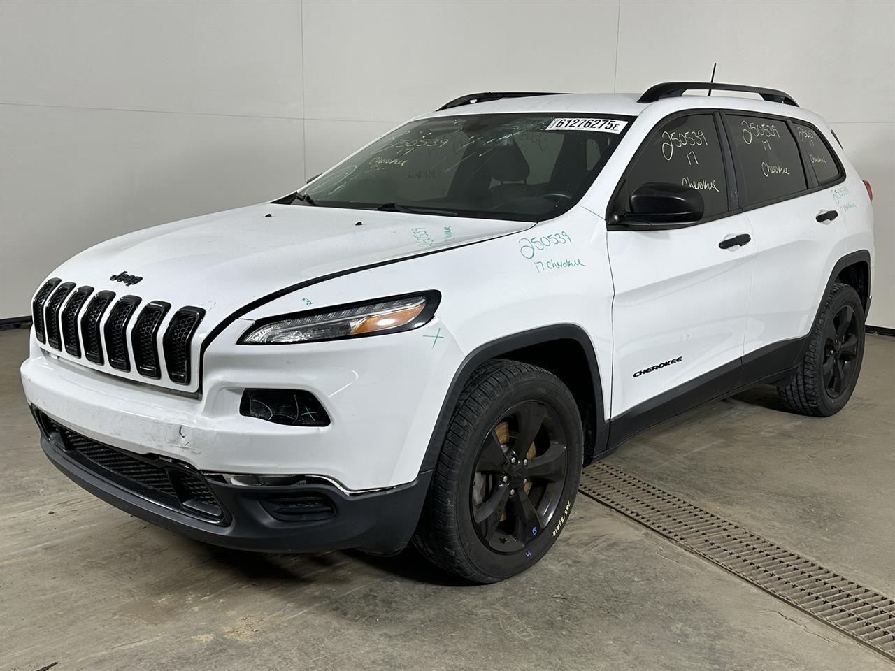 Vehicle/100988_01.jpg