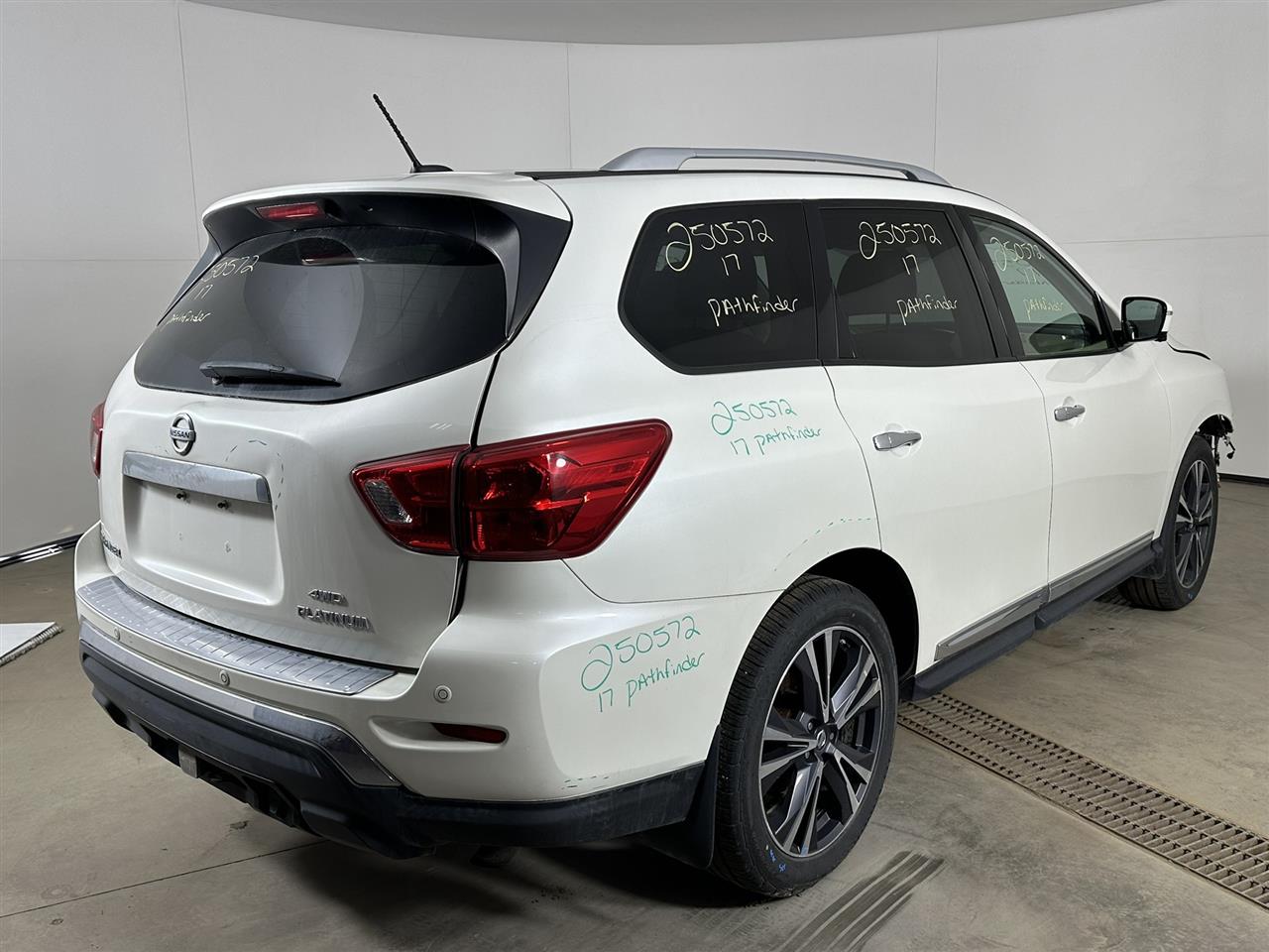Vehicle/101467_04.jpg
