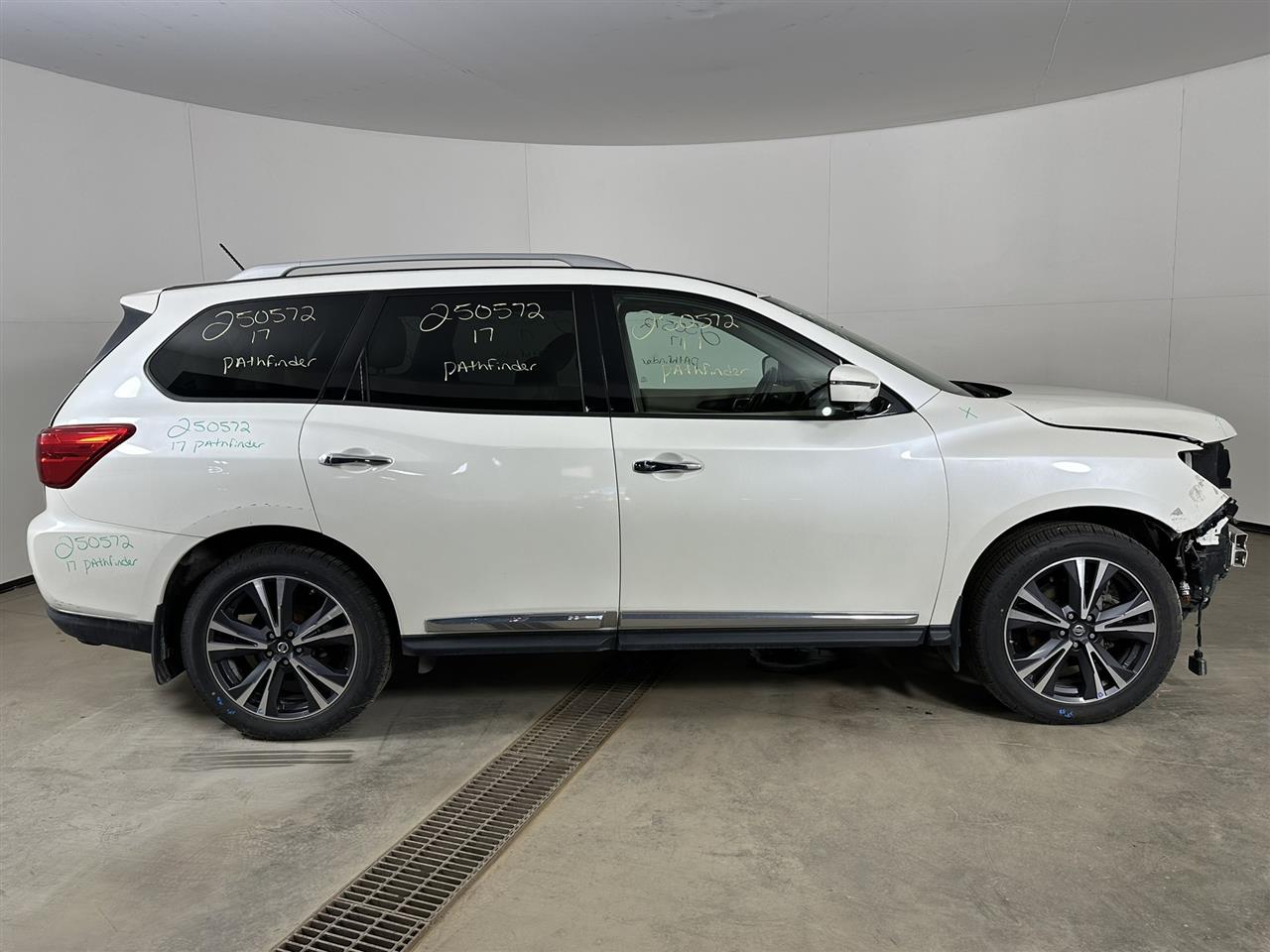 Vehicle/101467_05.jpg