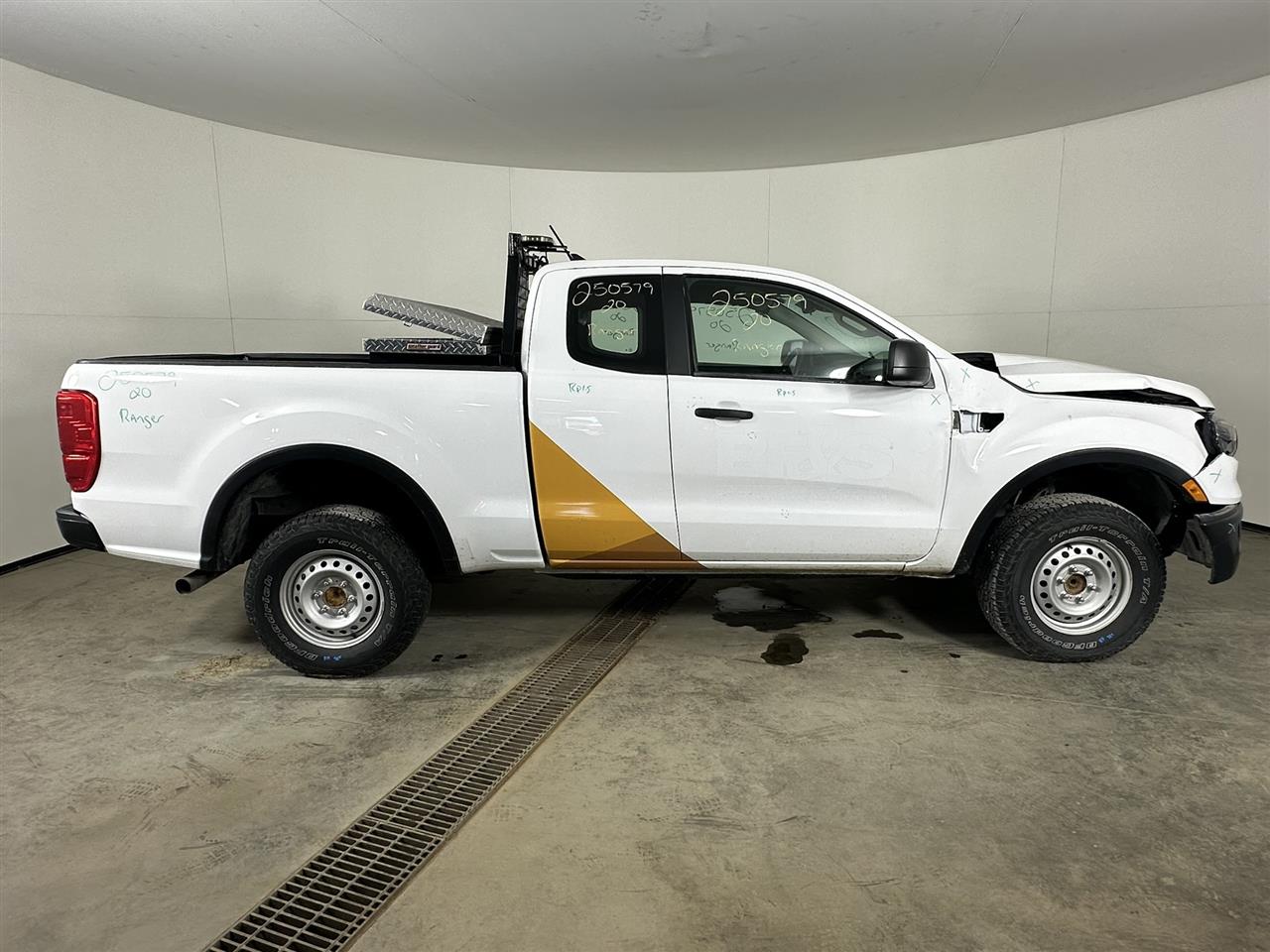 Vehicle/101538_05.jpg