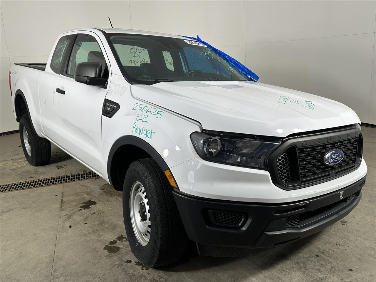 Vehicle/101911_06.jpg