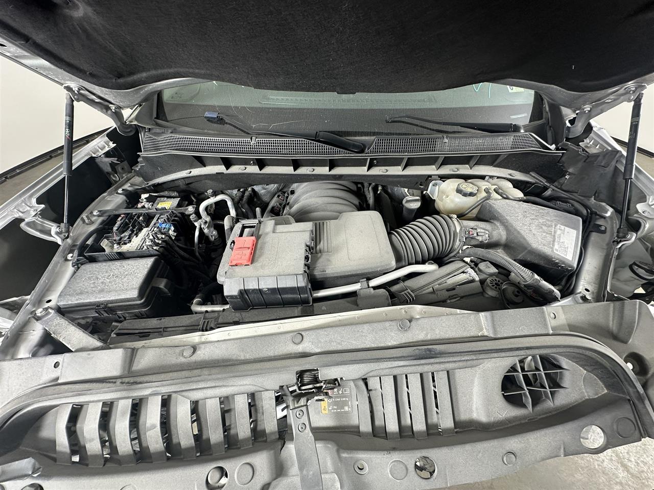 Vehicle/102329_08.jpg