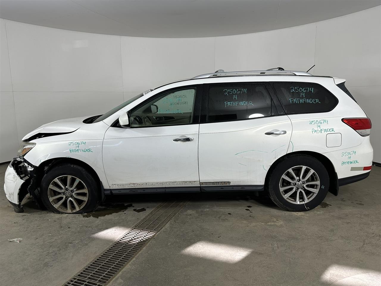 Vehicle/102739_02.jpg