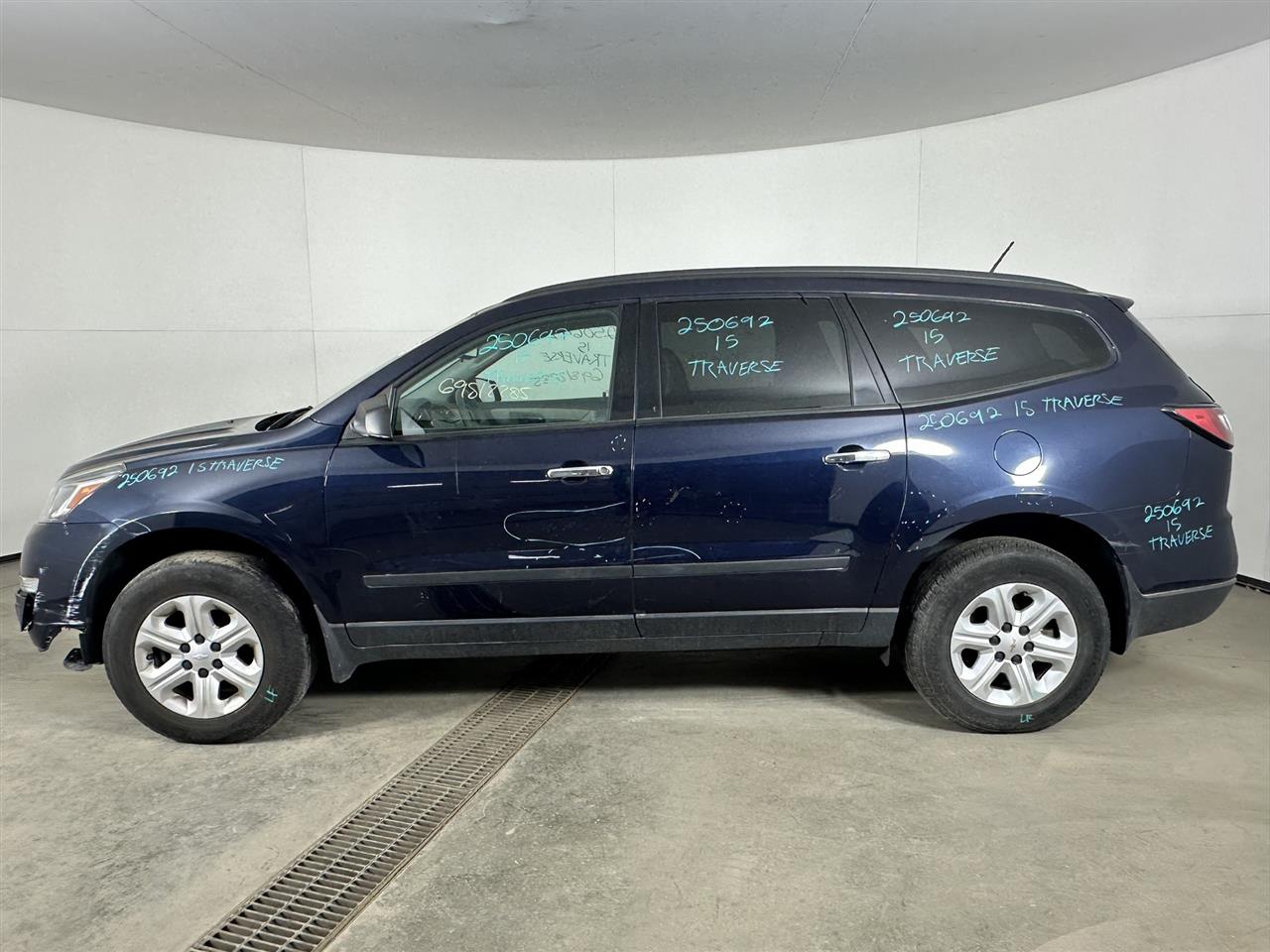 Vehicle/102919_02.jpg