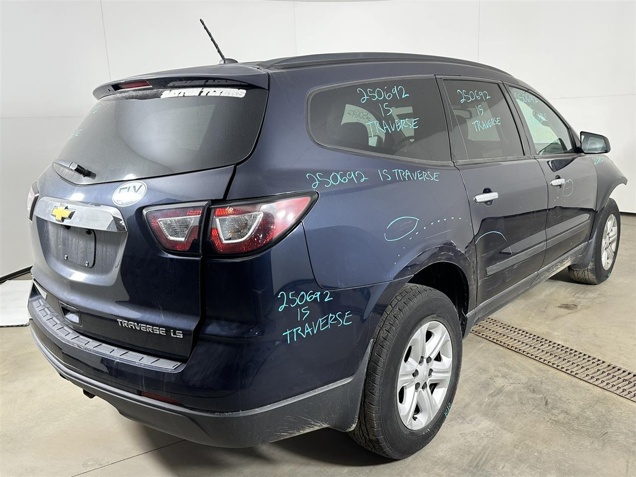 Vehicle/102919_04.jpg