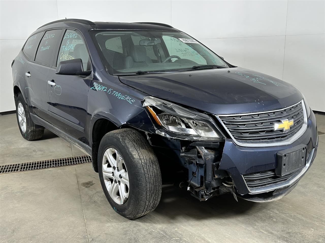 Vehicle/102919_06.jpg