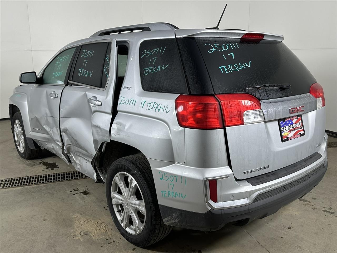 Vehicle/103053_03.jpg