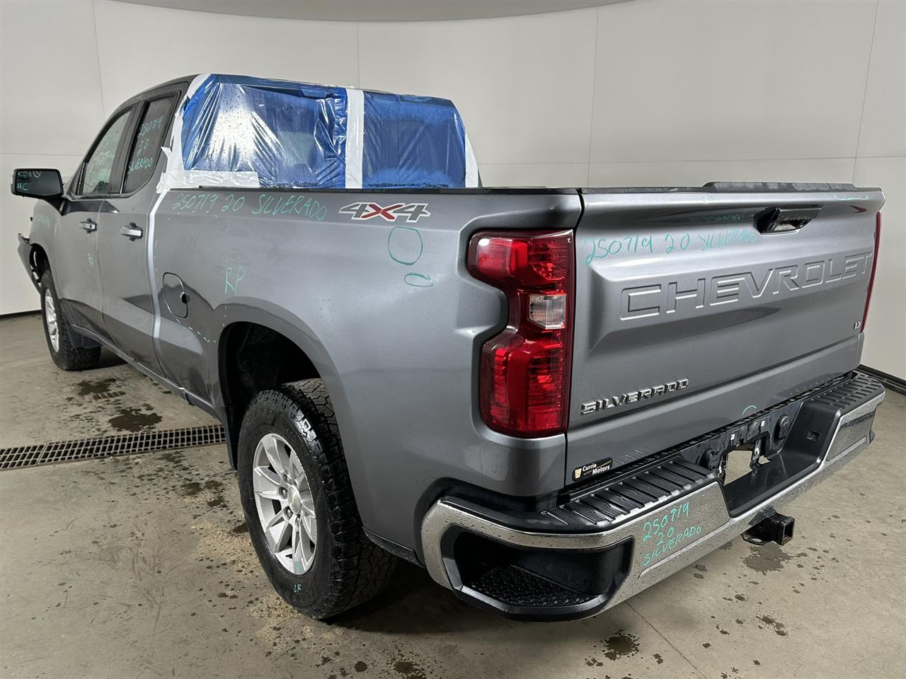 Vehicle/103166_03.jpg