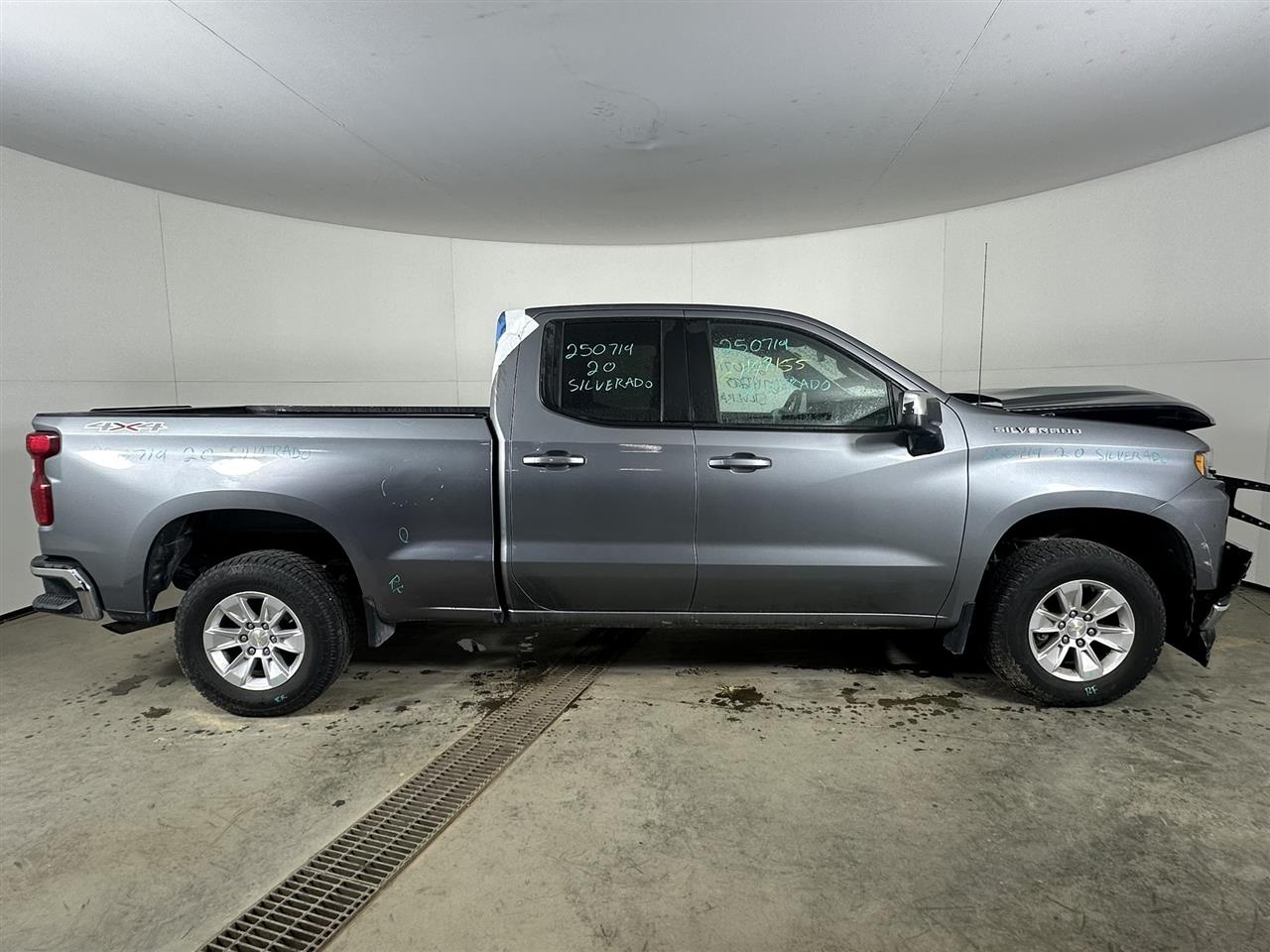 Vehicle/103166_05.jpg