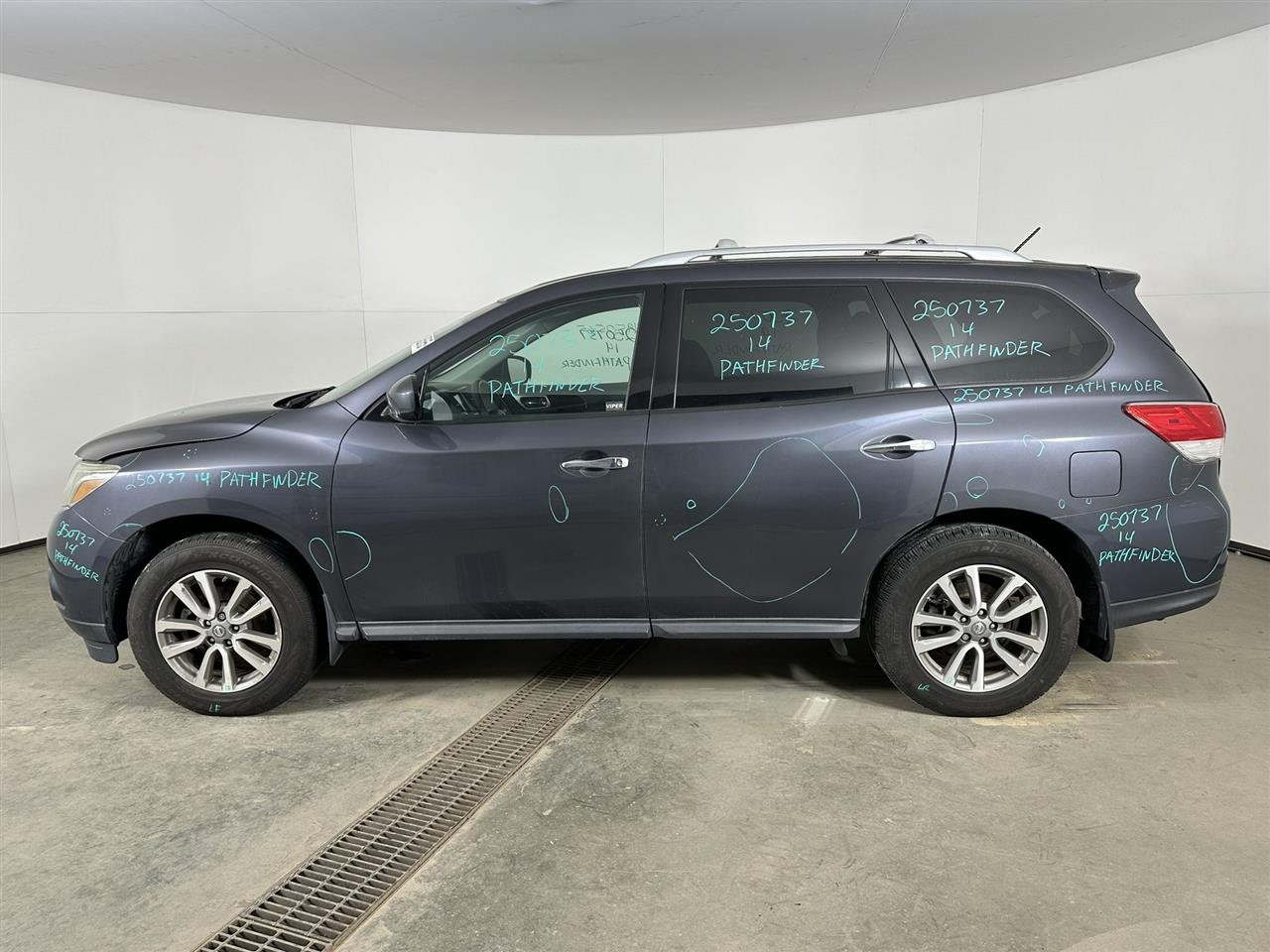 Vehicle/103463_02.jpg