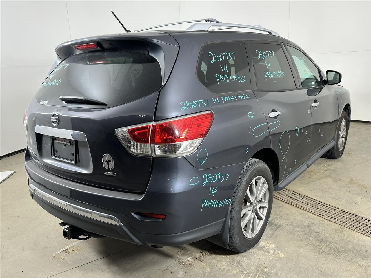 Vehicle/103463_04.jpg