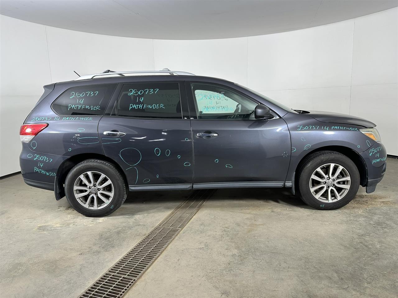 Vehicle/103463_05.jpg
