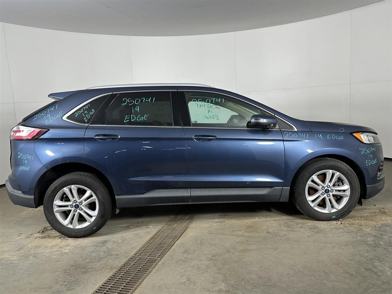 Vehicle/103507_05.jpg