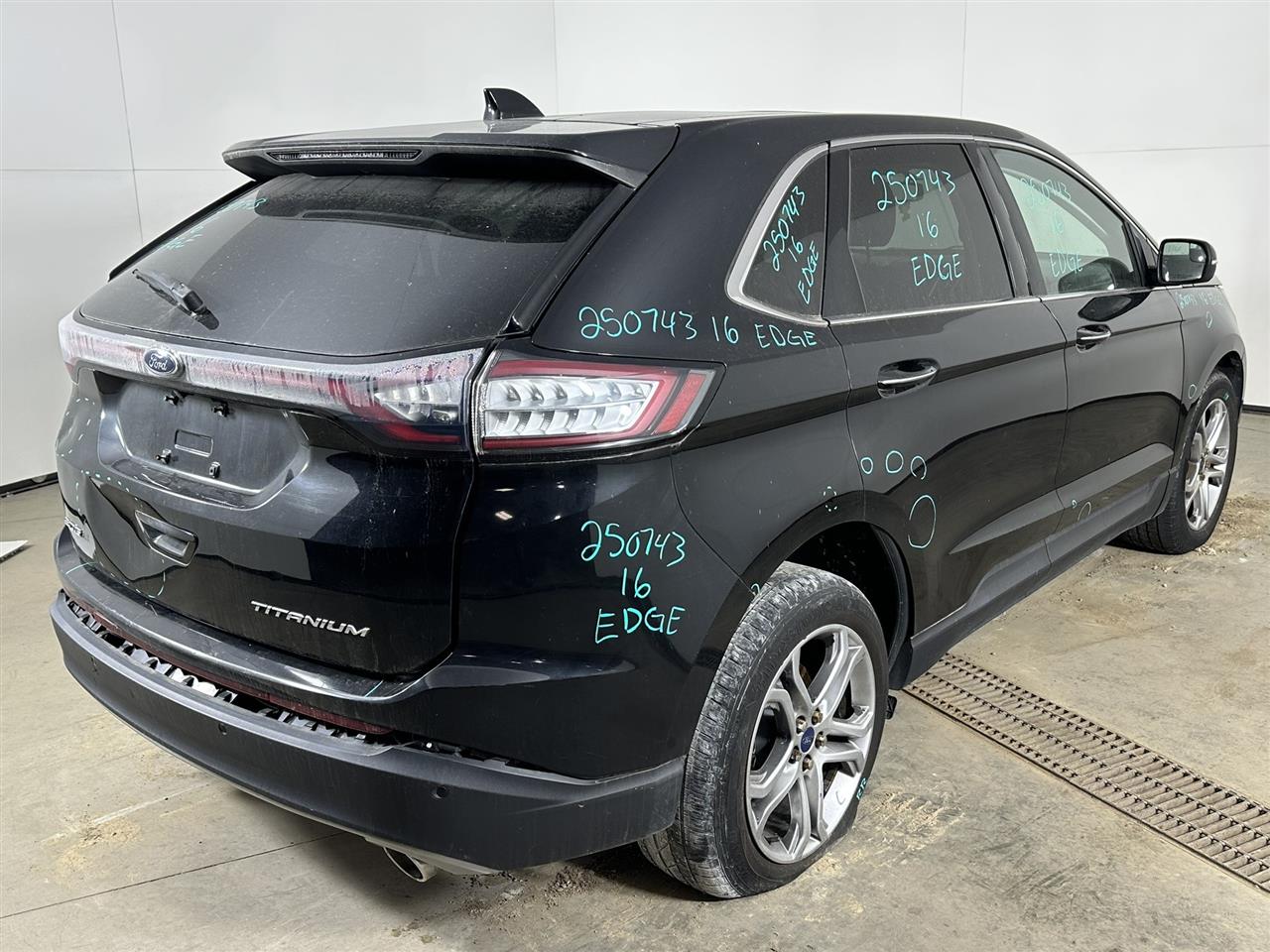 Vehicle/103534_04.jpg