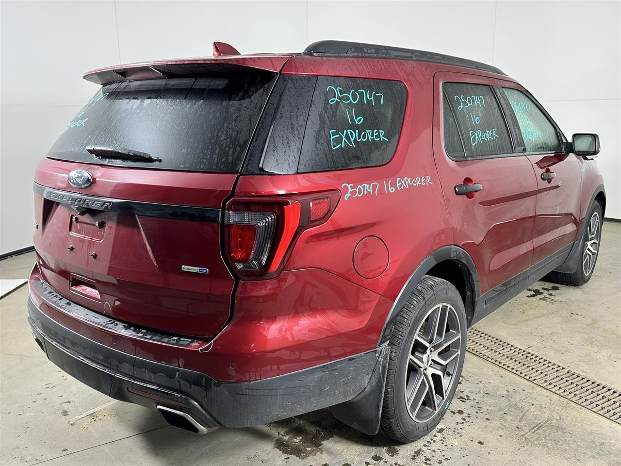 Vehicle/103557_03.jpg