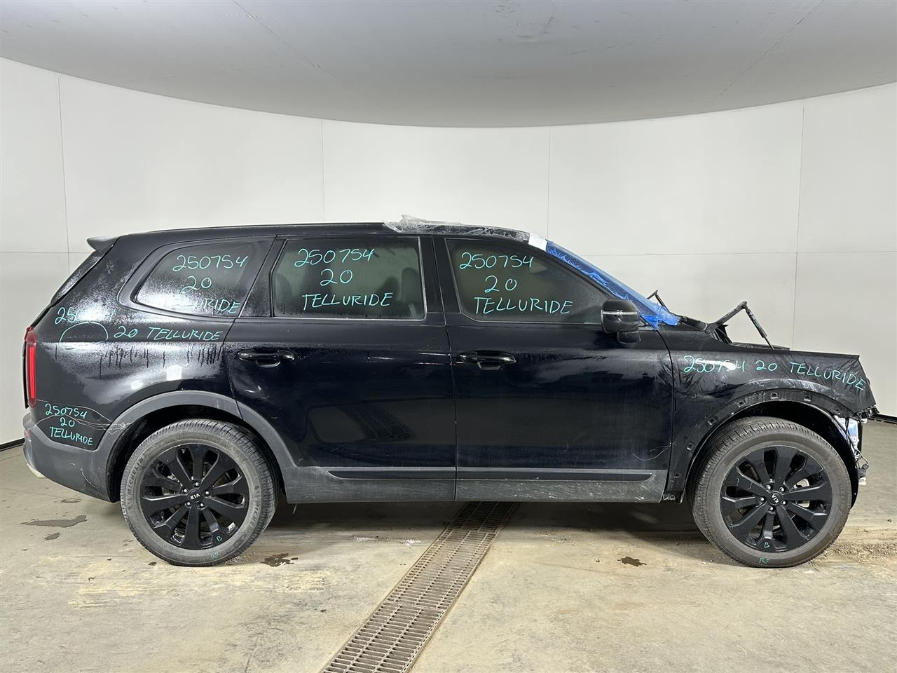 Vehicle/103641_05.jpg