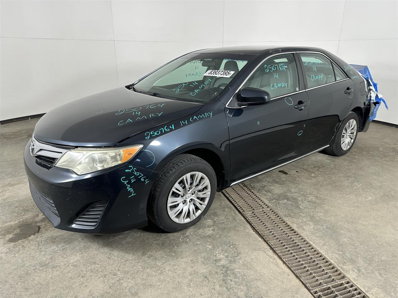 Vehicle/103800_01.jpg