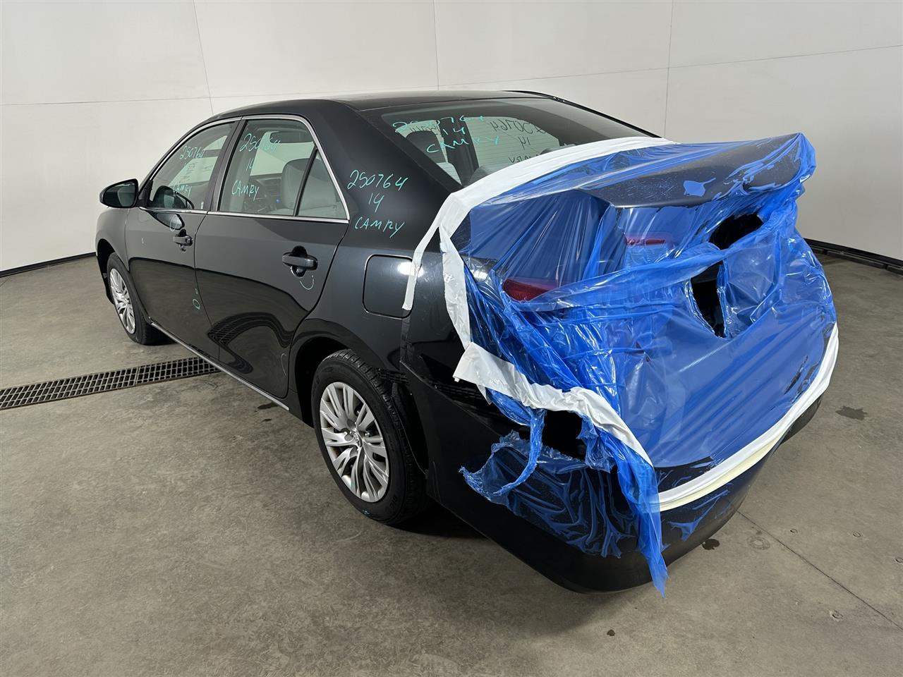 Vehicle/103800_03.jpg