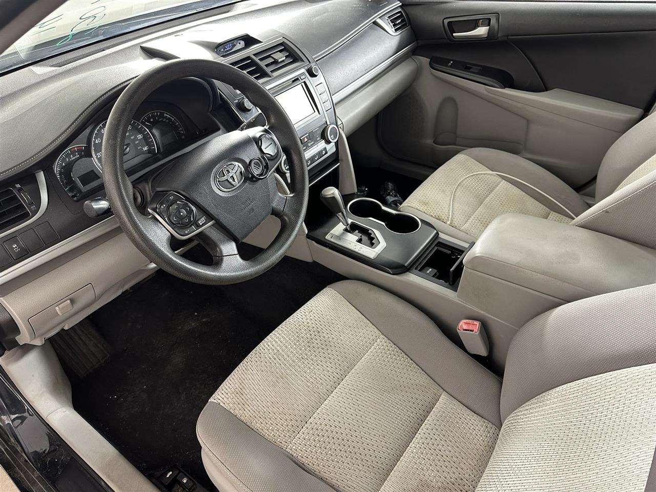 Vehicle/103800_07.jpg