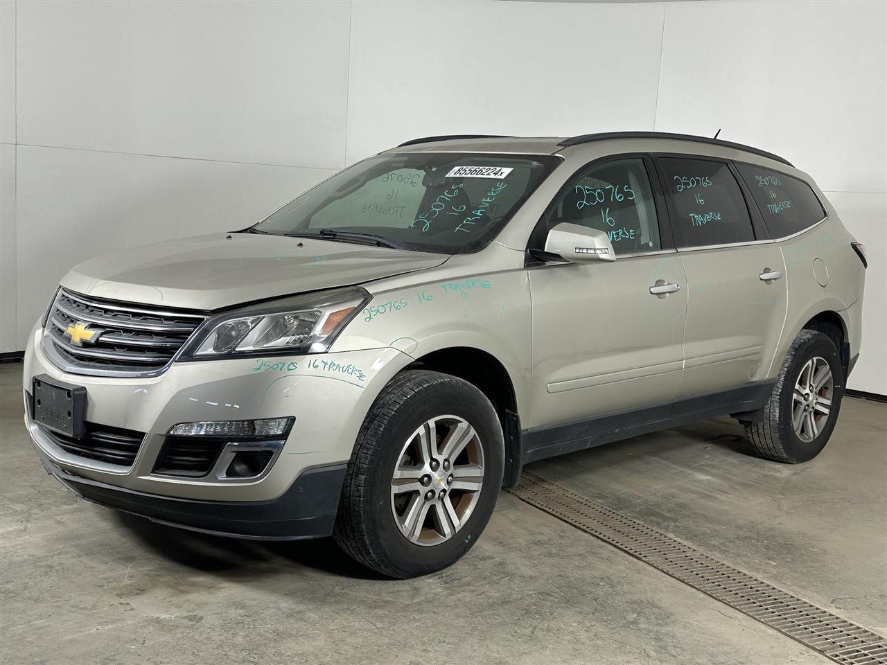 Vehicle/103801_01.jpg
