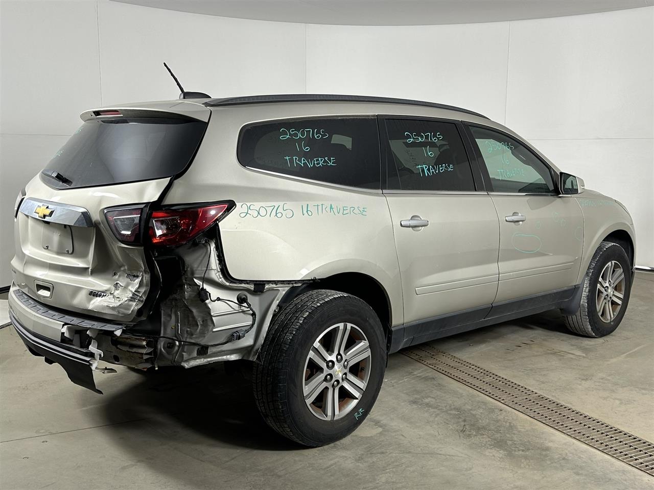 Vehicle/103801_04.jpg