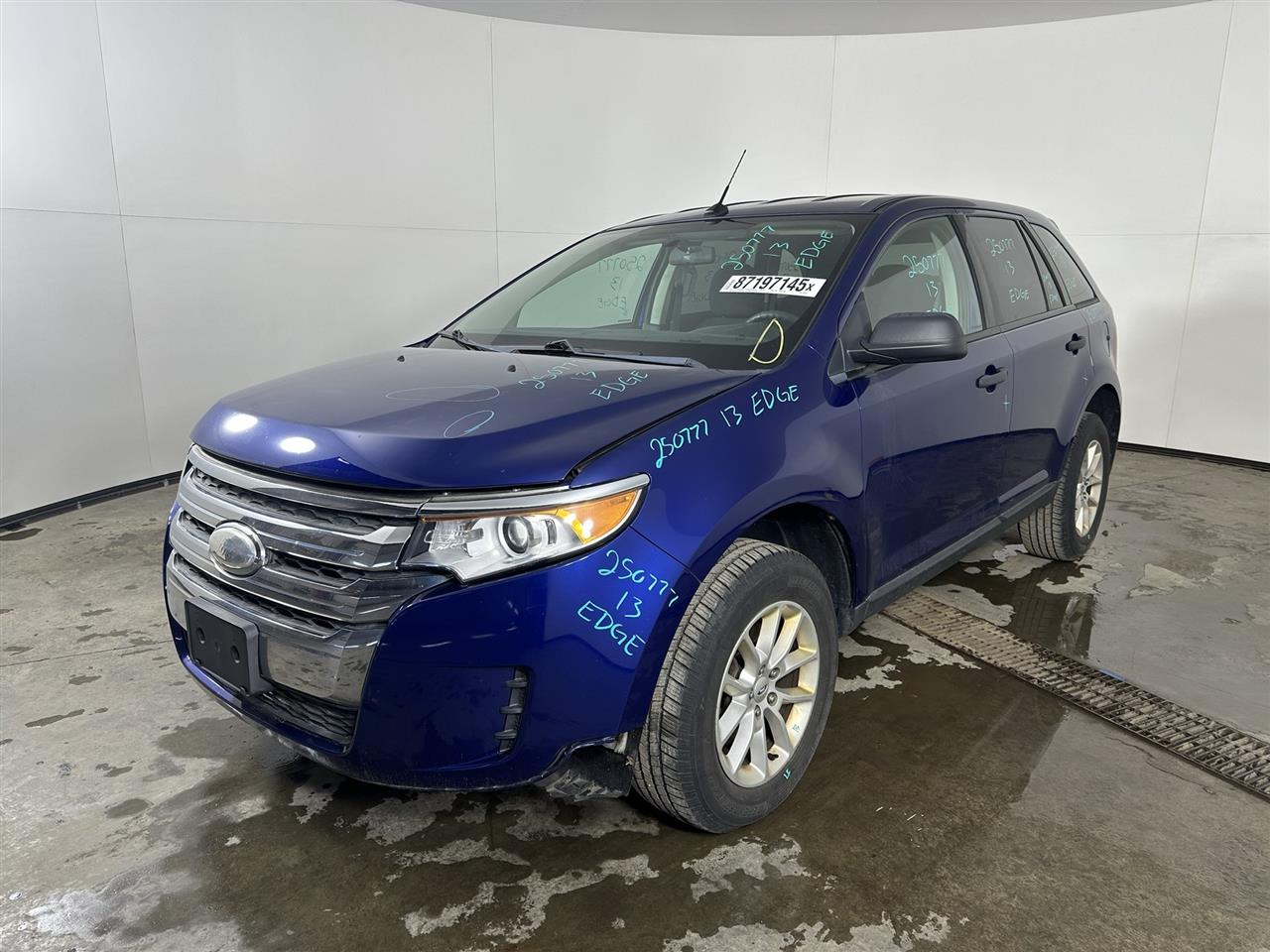 Vehicle/103901_01.jpg