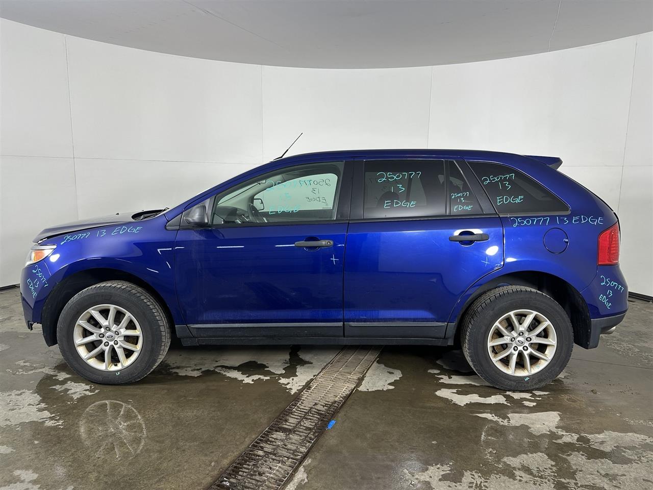 Vehicle/103901_02.jpg