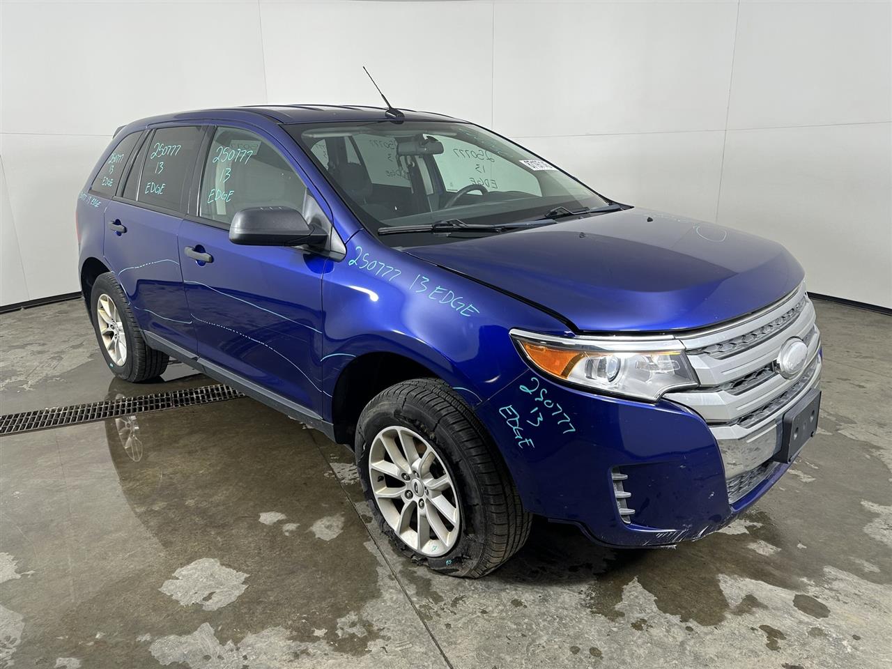 Vehicle/103901_06.jpg