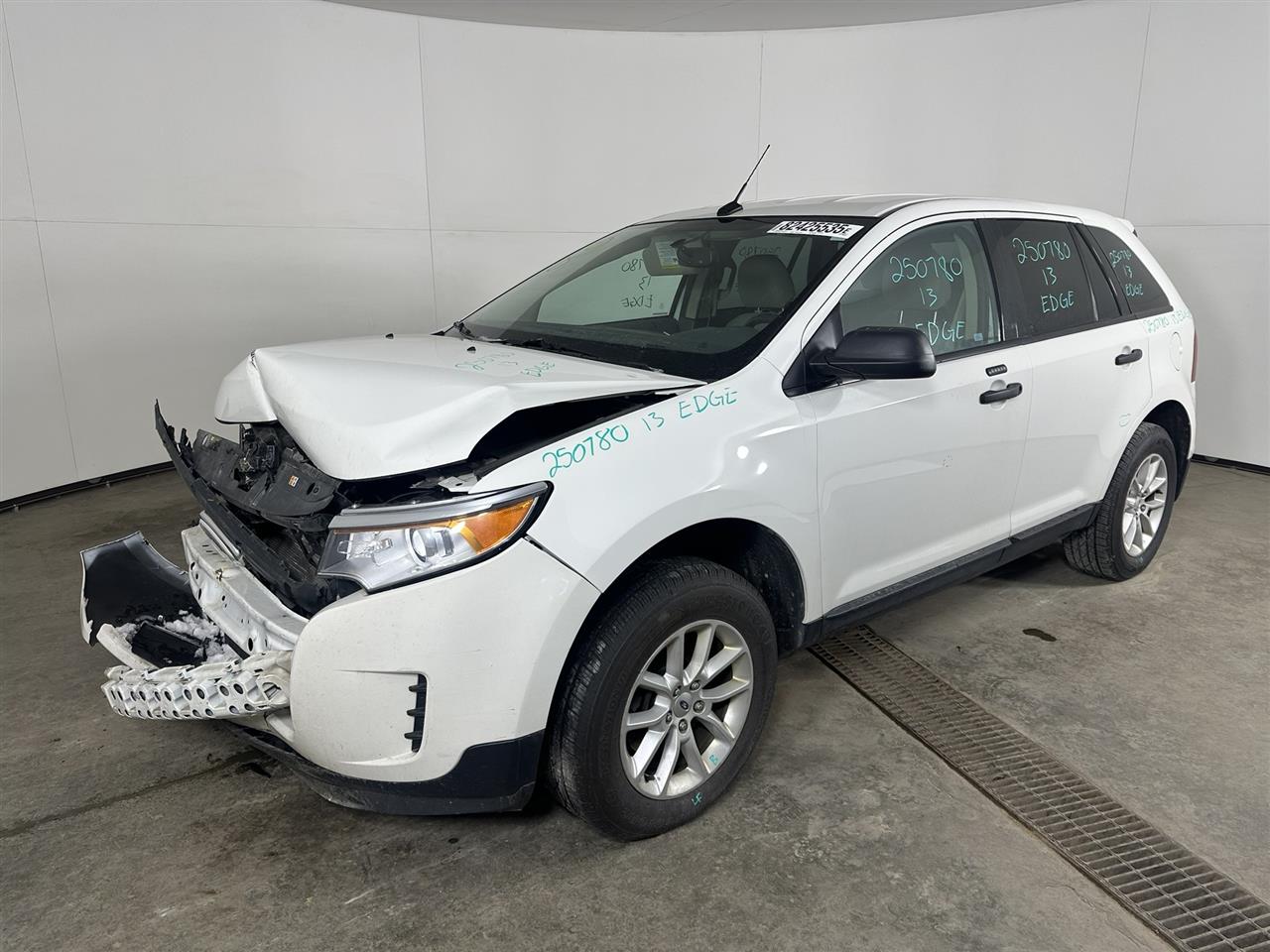 Vehicle/103946_01.jpg