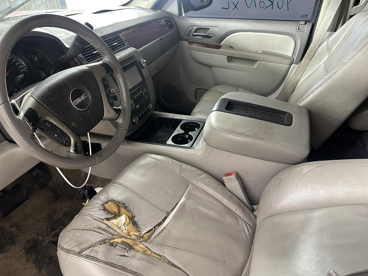Vehicle/103955_06.jpg