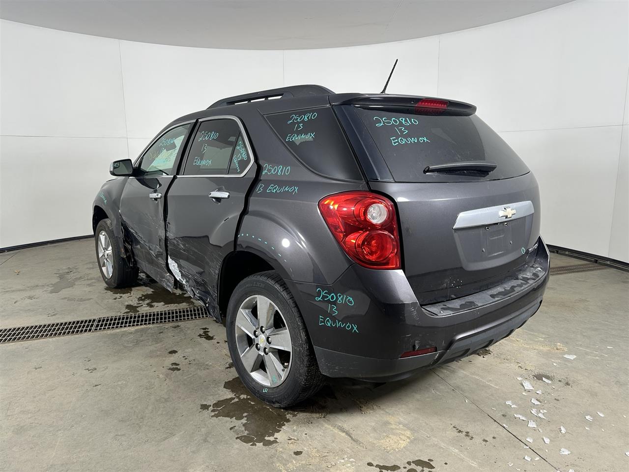 Vehicle/104302_03.jpg