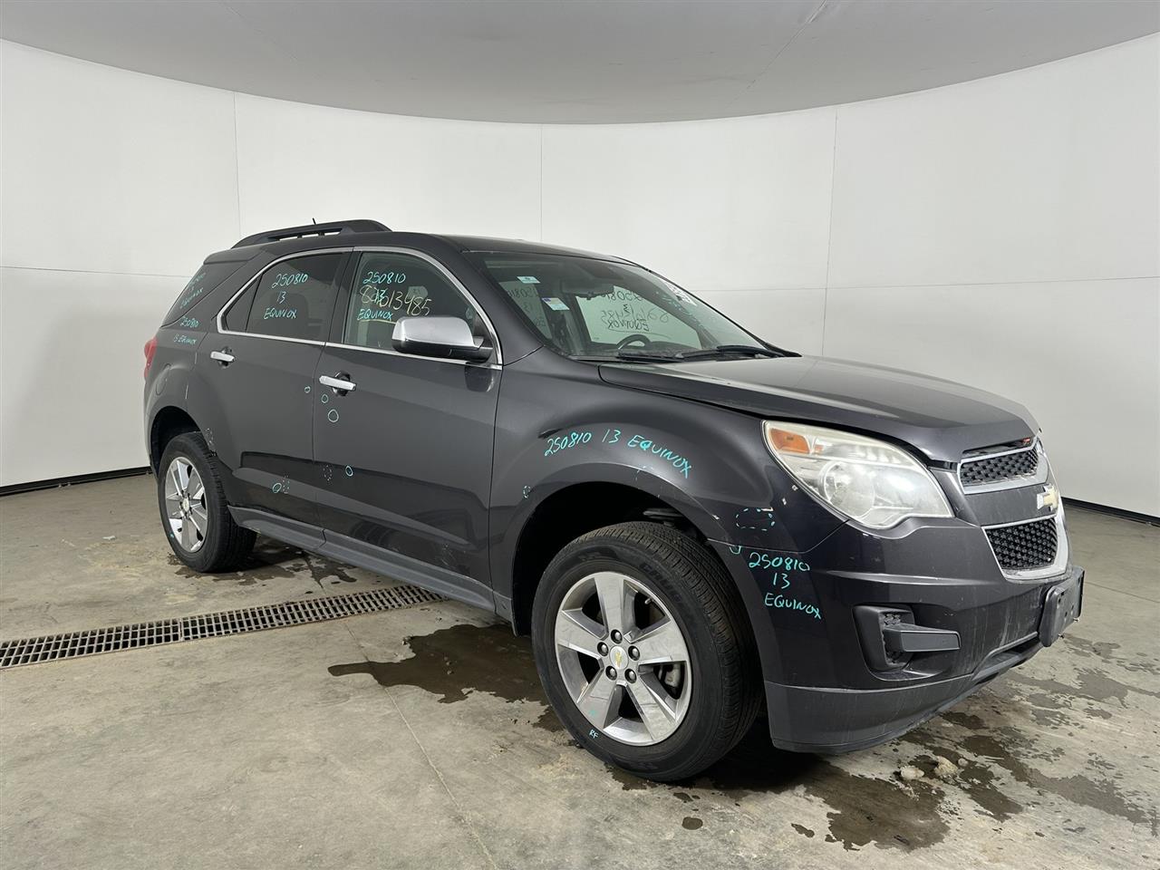 Vehicle/104302_06.jpg